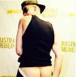 Justin bend over! 15.jpg