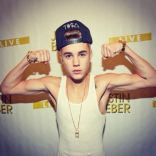 Justin bend over! 6.jpg
