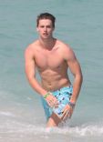 Patrick Schwarzenegger 3.jpg