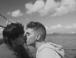 Kiss 10.jpg