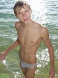 Shirtless cuties 3.jpg