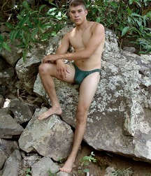 MICHAEL AMB 5c2fb040b2358.jpg
