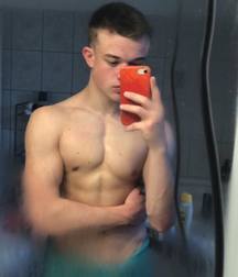 Pictures Shirtless Gay Tube Twinks 5cad61ab4b919.jpg