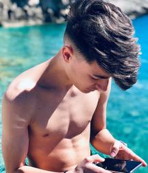 Pictures Shirtless Gay Tube Twinks 5cad61b7e6e87.jpg