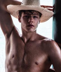 I can't decide young cute boys porn 5e51527f4ab3a.jpg
