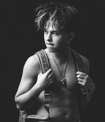 Several pictures cute twinks porn shirtless 5e76ec5d9722a.jpg