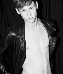 Several pictures cute twinks porn shirtless 5e76ec7feec06.jpg