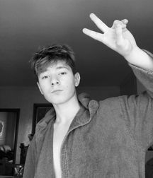 Random Shoes Shirtless Twinks Porn 5e81700ceff6e.jpg