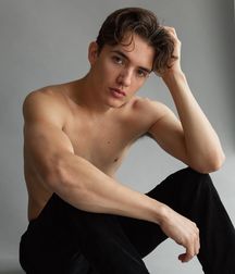 Random Shoes Shirtless Twinks Porn 5e81701e72943.jpg