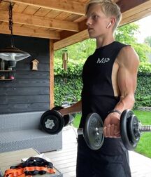 Ninety-six Random Images Cute Shirtless Teen 5f1076ad276c2.jpg