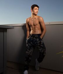 An abstemious diet at gay tube 5f6790facfce9.jpg