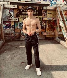 Gallery Mille Twink Gay Tube 605a9bf078357.jpg