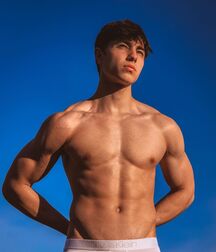 Eighty Five Gay Tube Shirtless Twink 619db2f629ed1.jpg
