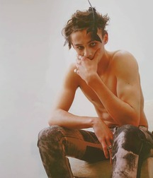 Eighty Five Gay Tube Shirtless Twink 619db3034626c.jpg