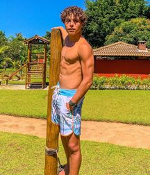 Eighty Five Gay Tube Shirtless Twink 619db306becc2.jpg