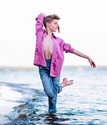 Almost forgot George Twink Tube 6225299732b9c.jpg