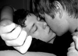 Kissin boys xx