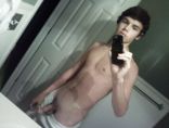 Twinks Self pics 7.jpg