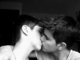 kiss-69 14.jpg