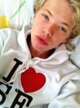 Blonde 10.jpg