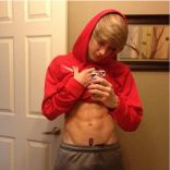 Blonde 17.jpg