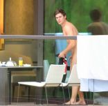 naked celebs 4.jpg