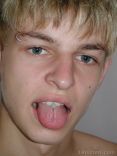 blonde 18yo  2.jpg