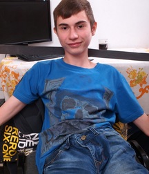 MORIZ 577304354da16.jpg