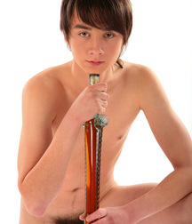 KYLE    GTS 5775b629e9f7f.jpg