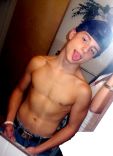 shirtless beauties 16.jpg