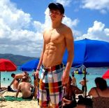 shirtless beauties 17.jpg