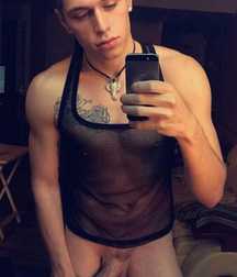 Carlos 5dc8d8a195678.jpg