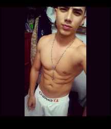 Carlos 5dc8d8bf0b84e.jpg