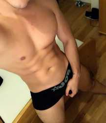 Carlos 5dc8d92fe0854.jpg