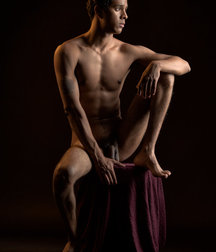 Posing 001 583d4bad22d14.jpg