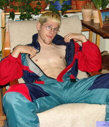 Boys Funpics twinks 5ec8ece47a0b2.jpeg