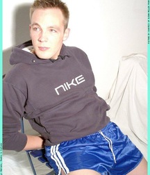 Twink Boys Fun kinky pics 5ed37e07ae6ef.jpeg