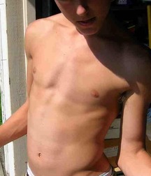 Hot Pits too 56081c2029eb0.jpg