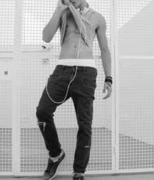 Boy for Thoughts 587fcb226db3a.jpg