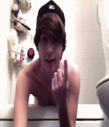 Boys - Water 587fd7407e958.gif