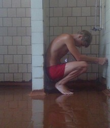 Boys - Shower 587fe14c3c30d.jpg