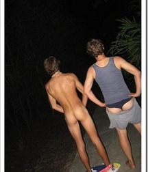 Boys Bum 5888f85ebe619.jpg