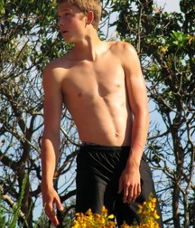 Boys Wow 3 58a0c5936f85f.jpg