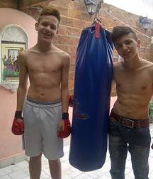 Boys Something On 58a9f7350ffb6.jpg