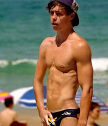 Boys sexy 1 58ab3bffe4ff3.jpg