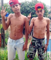 Boys sexy 1 58ab3c2588b77.jpg