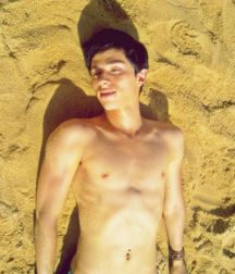 Boys beach 58c997f90fa69.jpg