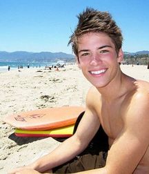 Only Cute Boys 58d2a70e503fc.jpg