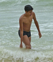 Only Cute Boys 58d2a711c1ad0.jpg