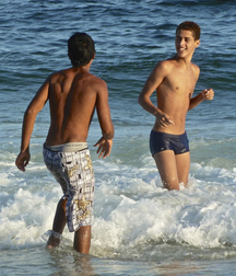 Only Cute Boys 58d2a712b3950.jpg